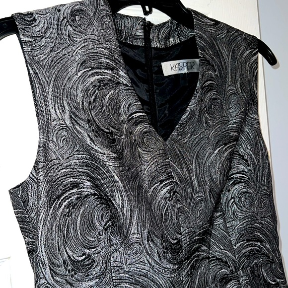 Kasper Black Silver Metallic Swirl V-neck Lined Sheath Dress - Picture 5 of 11